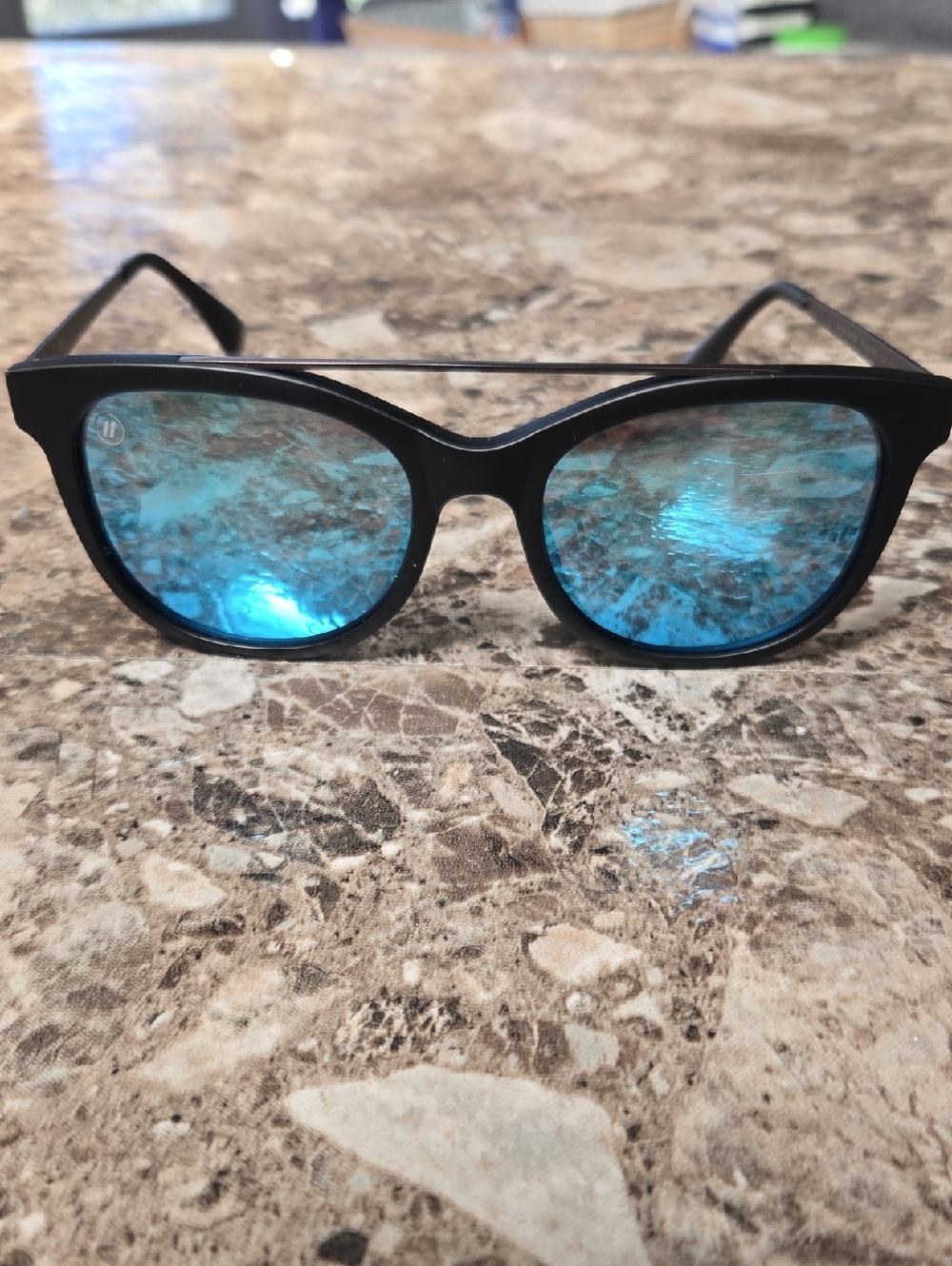 Black Frame Blue Mirrored Lens Women's Sunglasses